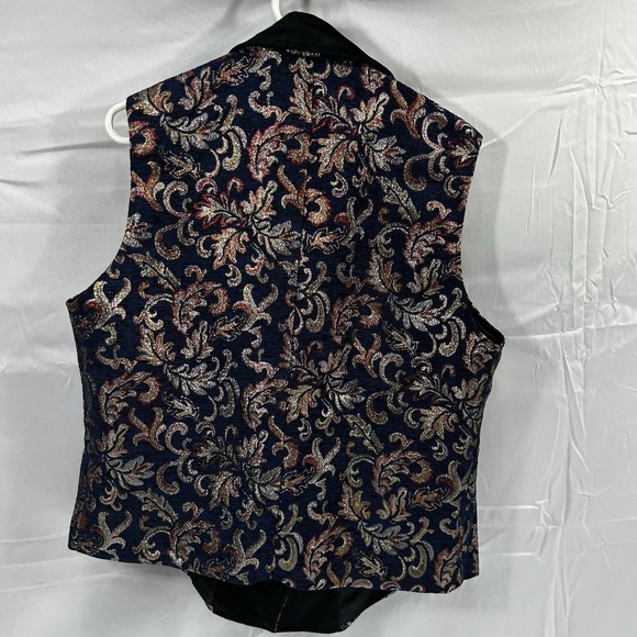 Vatpave Men's Brocade Vest Metallic Baroque Floral Patten Black Satin Lapel - Picture 6 of 7